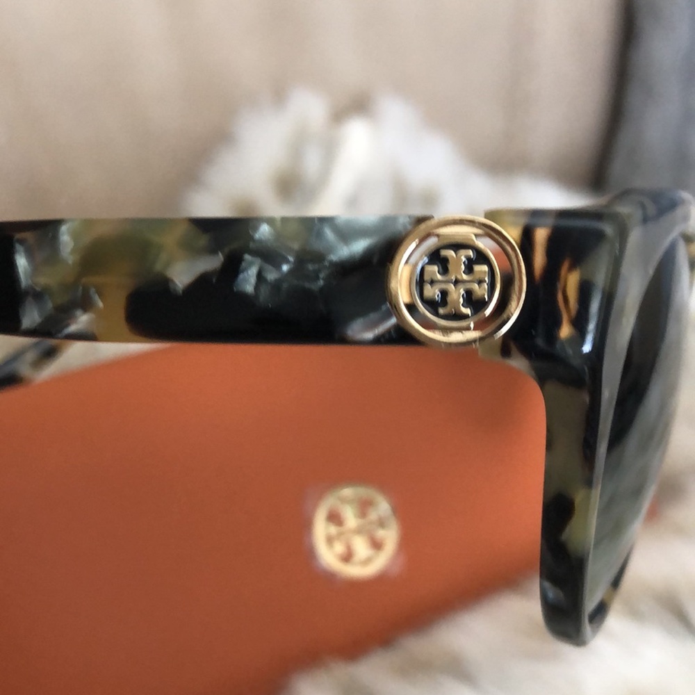 TORY BURCH TY7087 3144/02 52▪️19–135 2N Sunglasses NWOT - Picture 8 of 9